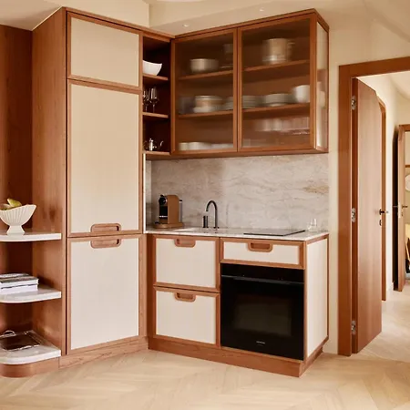 Highstay Maisons - Vintimille Aparthotel 4*