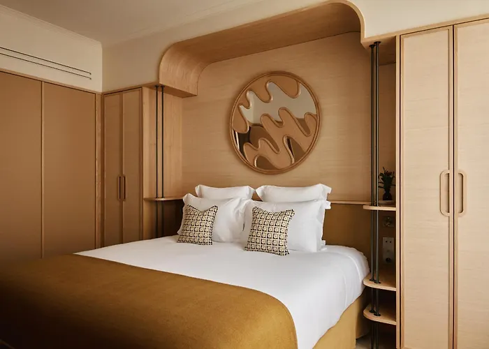 Highstay Maisons - Vintimille Aparthotel 4*