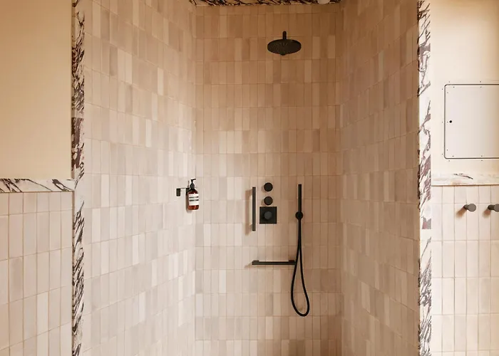アパートホテル Highstay Maisons - Vintimille 4*